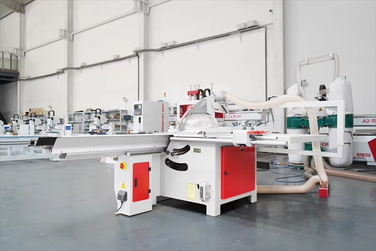 【specialized】SIGN Sliding Tabl – обзор и цена Woodworking Machines