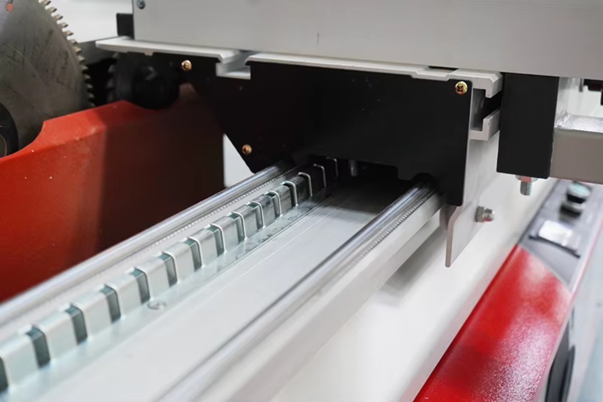 【specialized】SIGN Sliding Tabl – обзор и цена Woodworking Machines